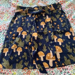 Princess highway linen mushroom skirt, nwt